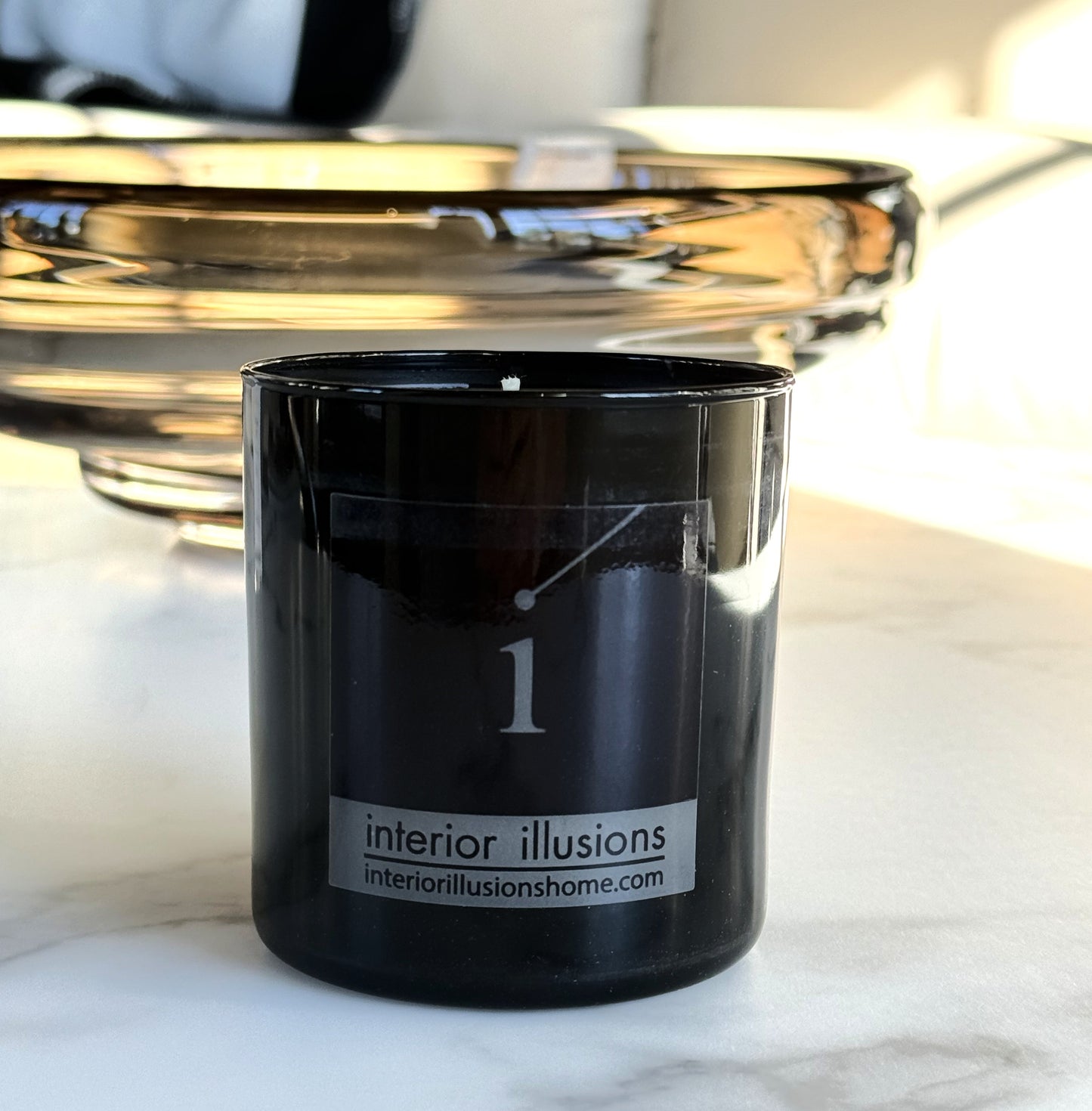 THE INTERIOR ILLUSIONS CANDLE